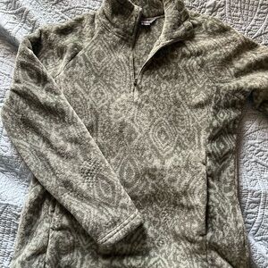 Women’s green Eddie Bauer quarter zip